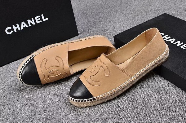 CHANEL Loafers Women--086